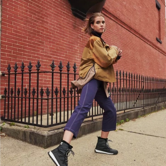 Sorel Whitney II Short Fleece Lined Snow Boots US5 EU37 Used Once! $140 - Picture 1 of 14